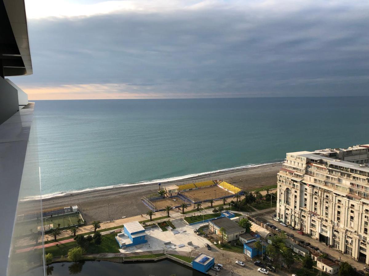 Black Sea VI Dari Apartments Batumi Ngoại thất bức ảnh