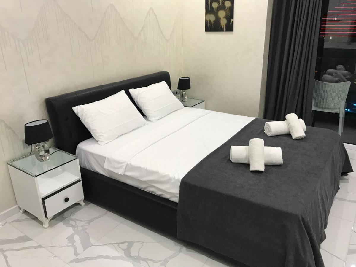 Black Sea VI Dari Apartments Batumi Ngoại thất bức ảnh
