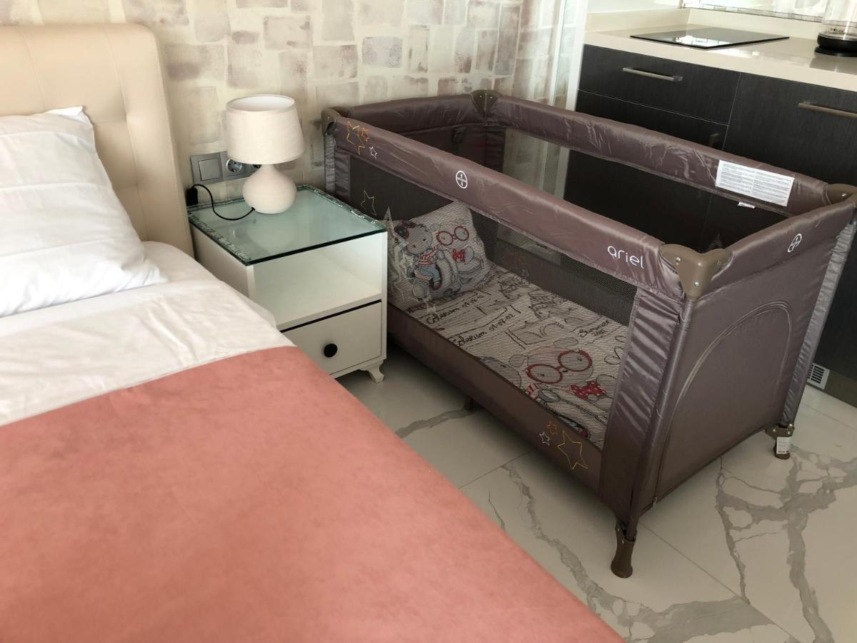 Black Sea VI Dari Apartments Batumi Ngoại thất bức ảnh