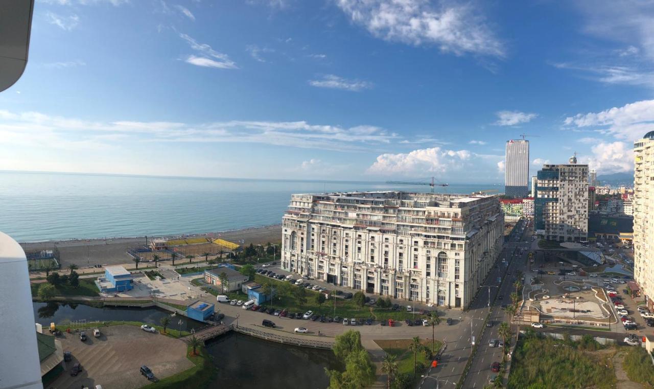 Black Sea VI Dari Apartments Batumi Ngoại thất bức ảnh